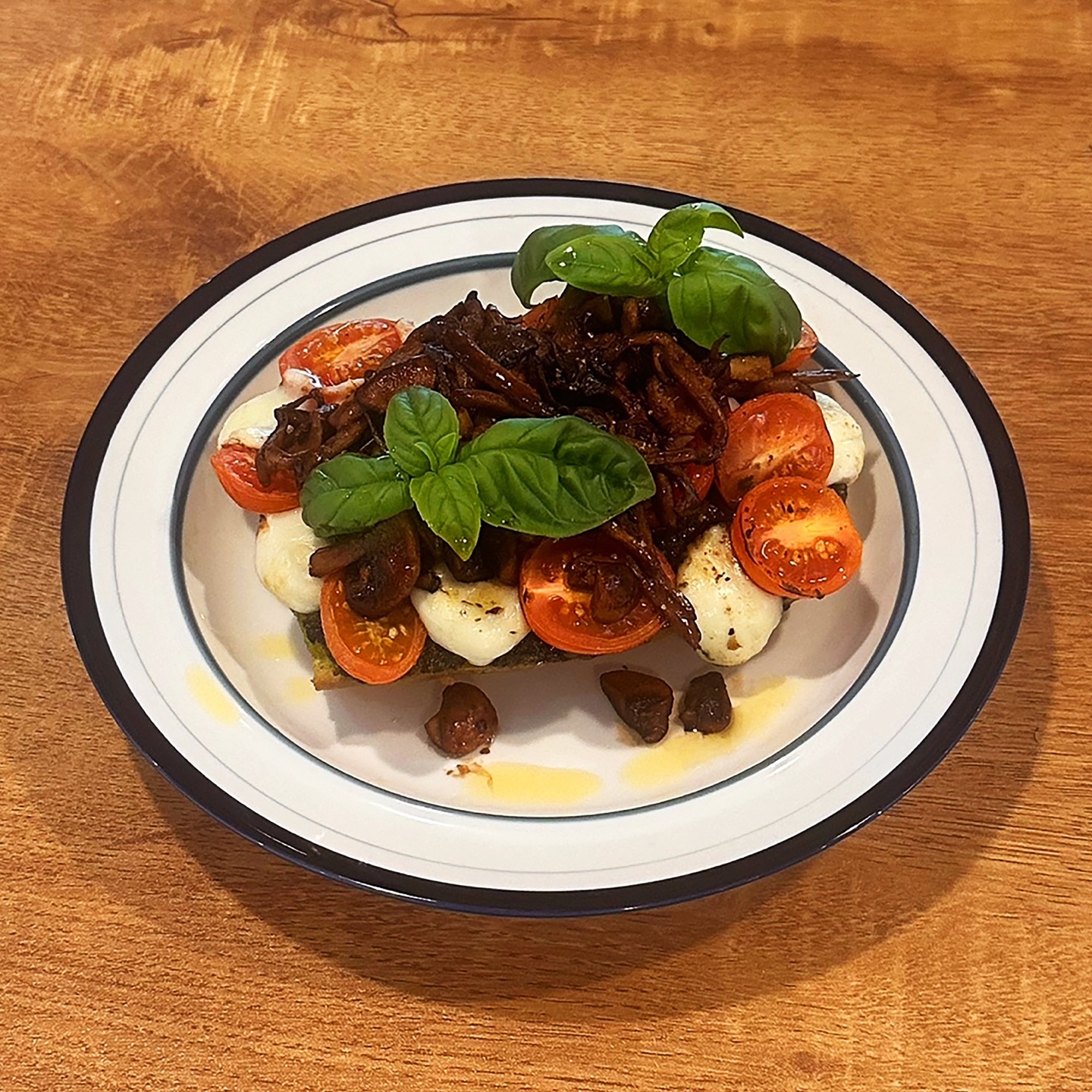 카프레제 샌드위치